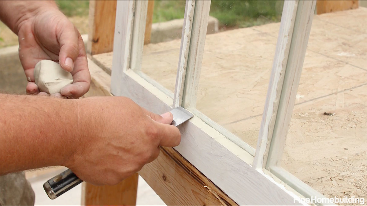 Glazier-and-Glazing-Services.jpg